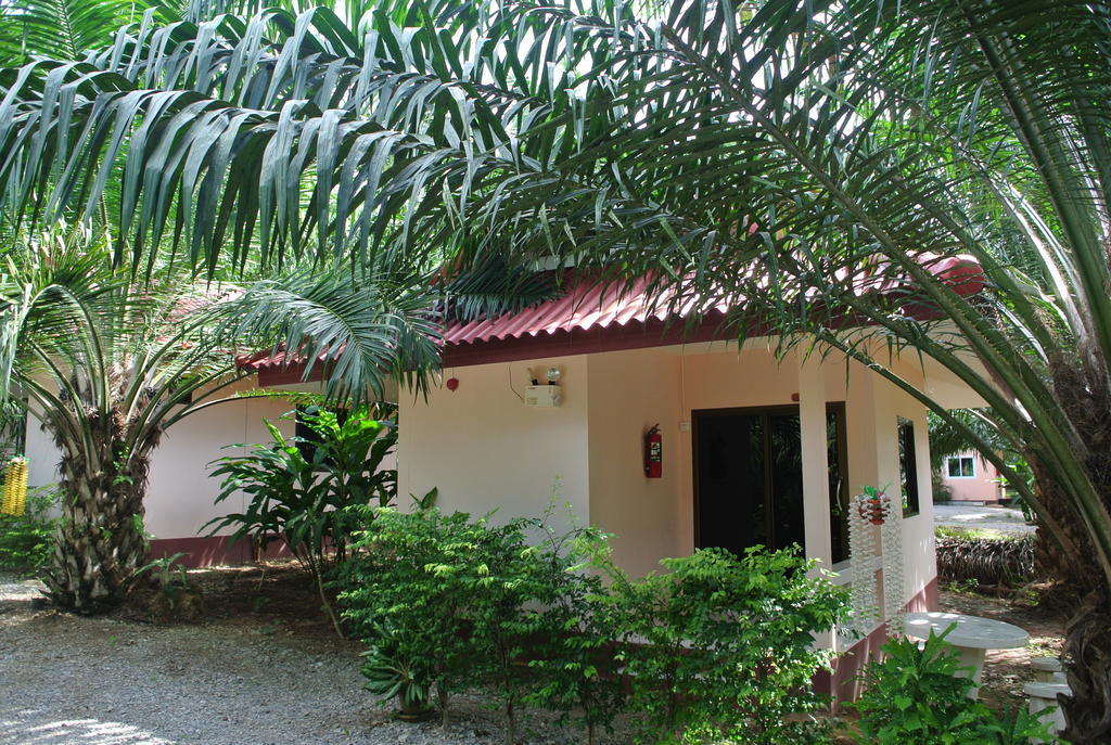 Bantatuk Resort & Restaurant Ban Tha Khun 외부 사진