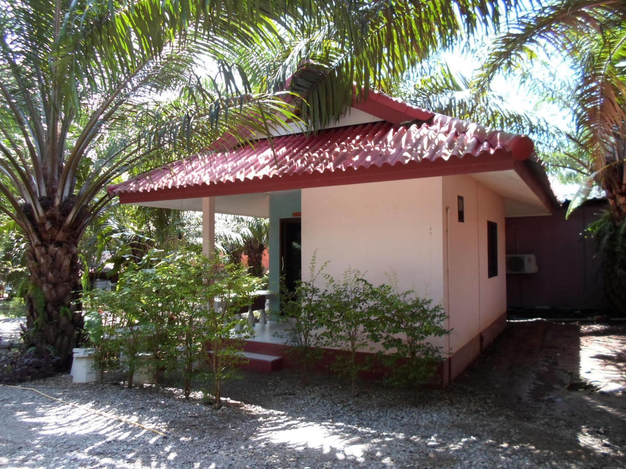 Bantatuk Resort & Restaurant Ban Tha Khun 외부 사진